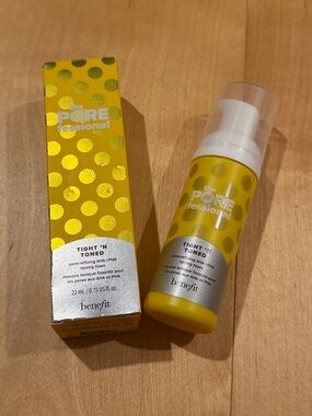 Benefit POREfessional Tight 'n Toned Foam Cleanser — Yellow with Gold Accents